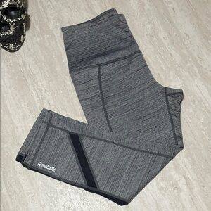 Reebok Capri Gray Mesh Leggings *S